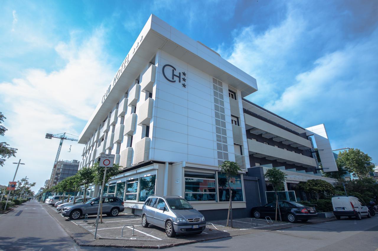 Club Hotel Riccione Exterior foto